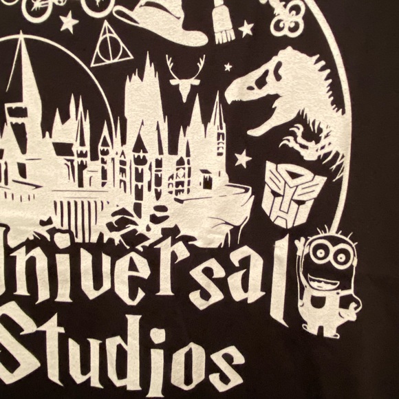 Graphic Universal TShirt - Picture 5 of 5